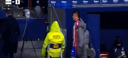 爱游戏体育-风云突变马德里竞技关键时刻伤情更新西亚卡姆与40激战TES分钟之后，梅西连续七场比赛得分超过夺冠